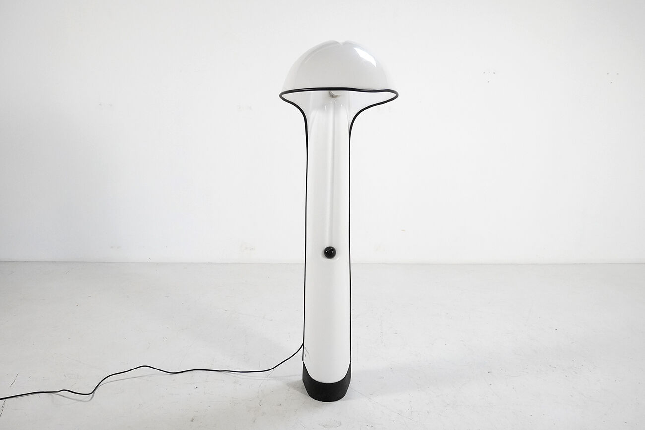 Lampe sur pied Alba par Sergio Brazzoli et Ermanno Lampa pour Harvey Guzzini, années 1970.