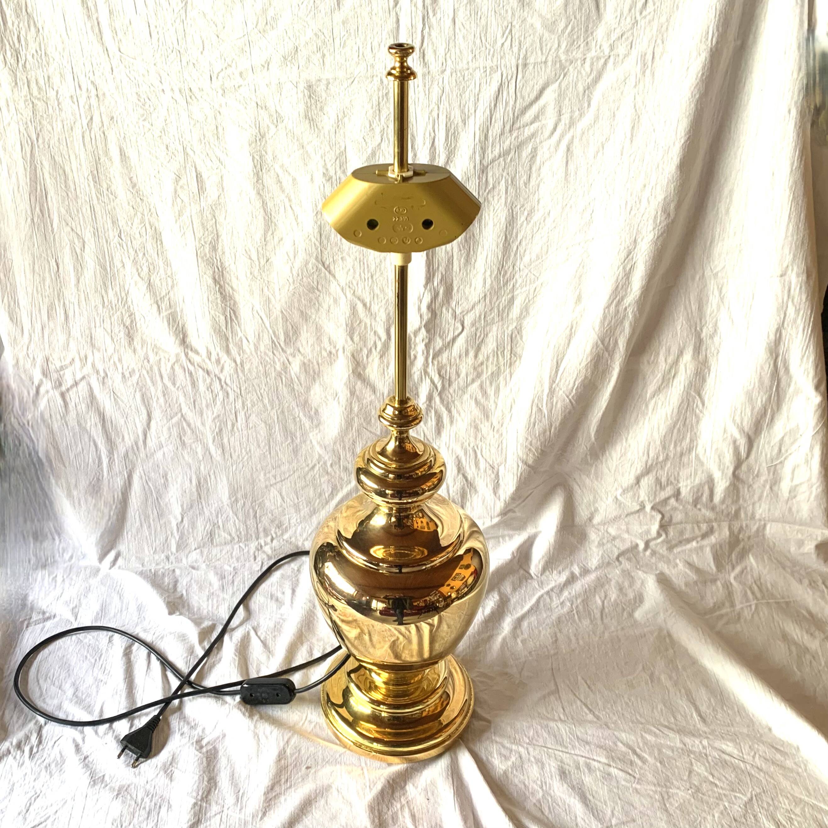 Large vintage brass lamp base - height: 75 cm