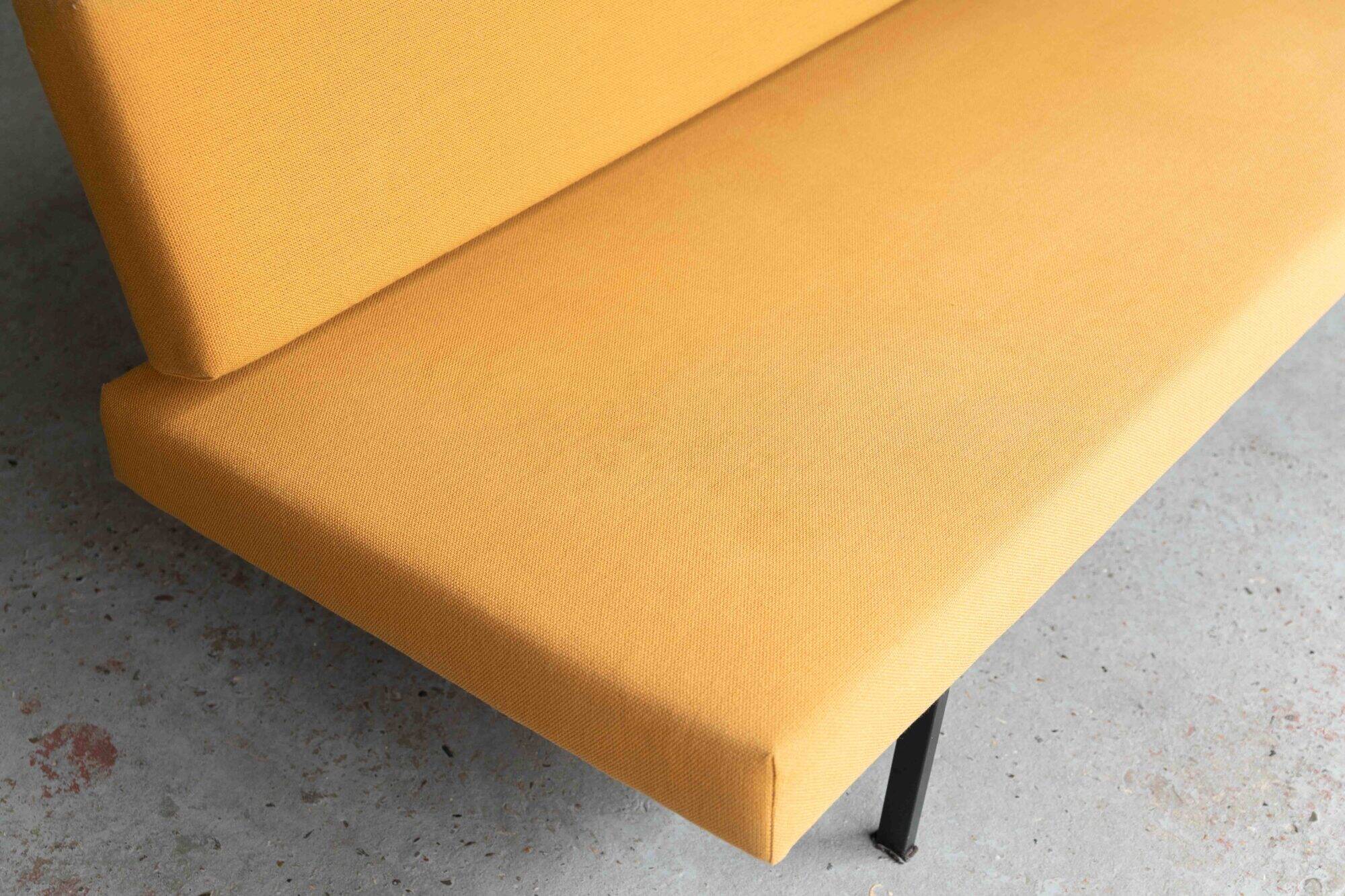 3-seater sofa / daybed by Gijs Van der Sluis