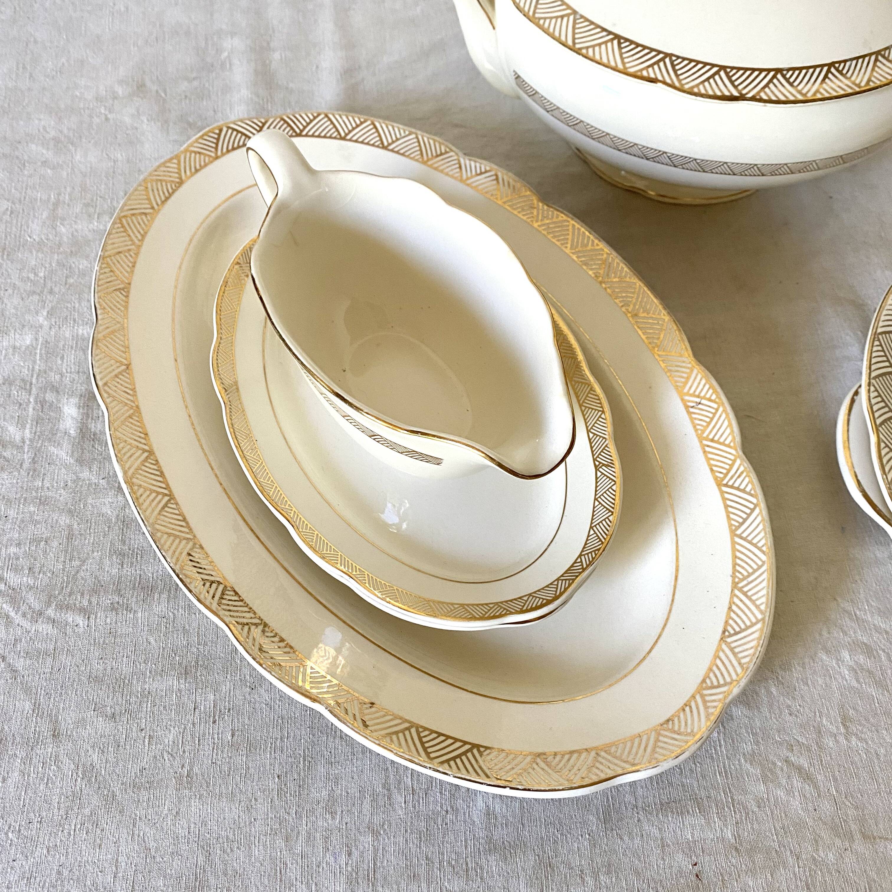 Villeroy and Boch 8-piece serving dish