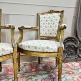 Paire de fauteuils en bois doré de style louis xvi xix eme siècle