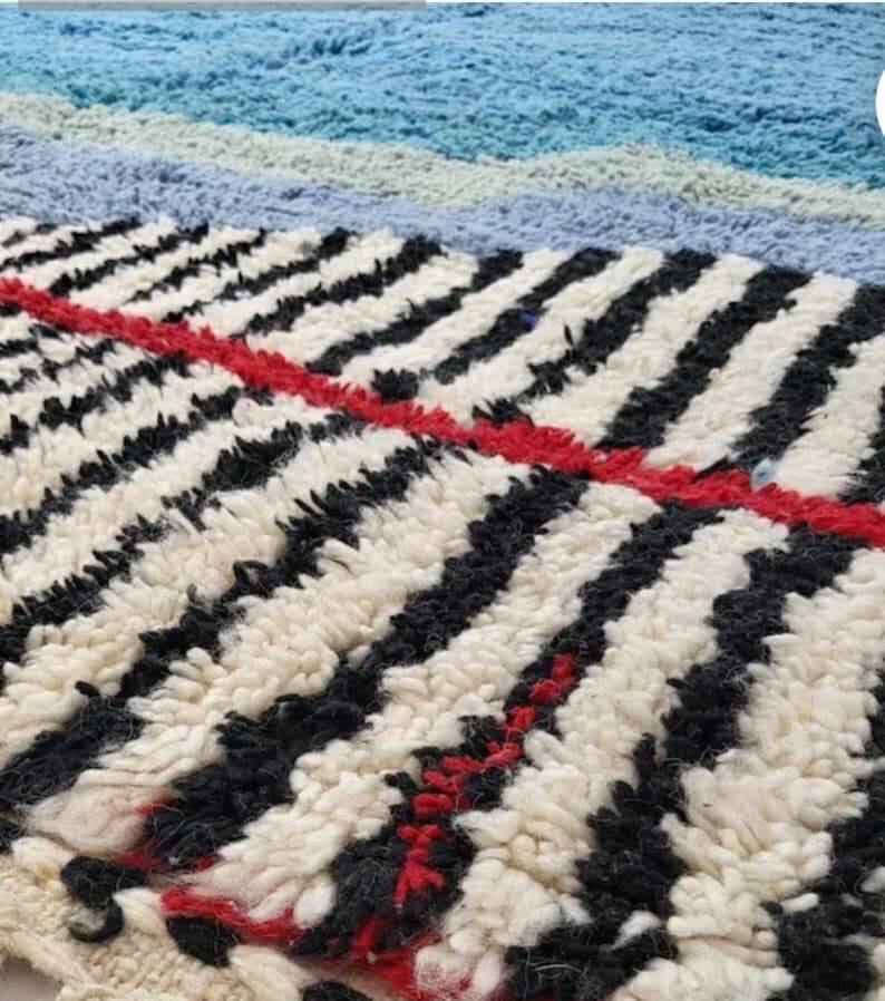 Handmade pure wool Berber rug size 2/3 m