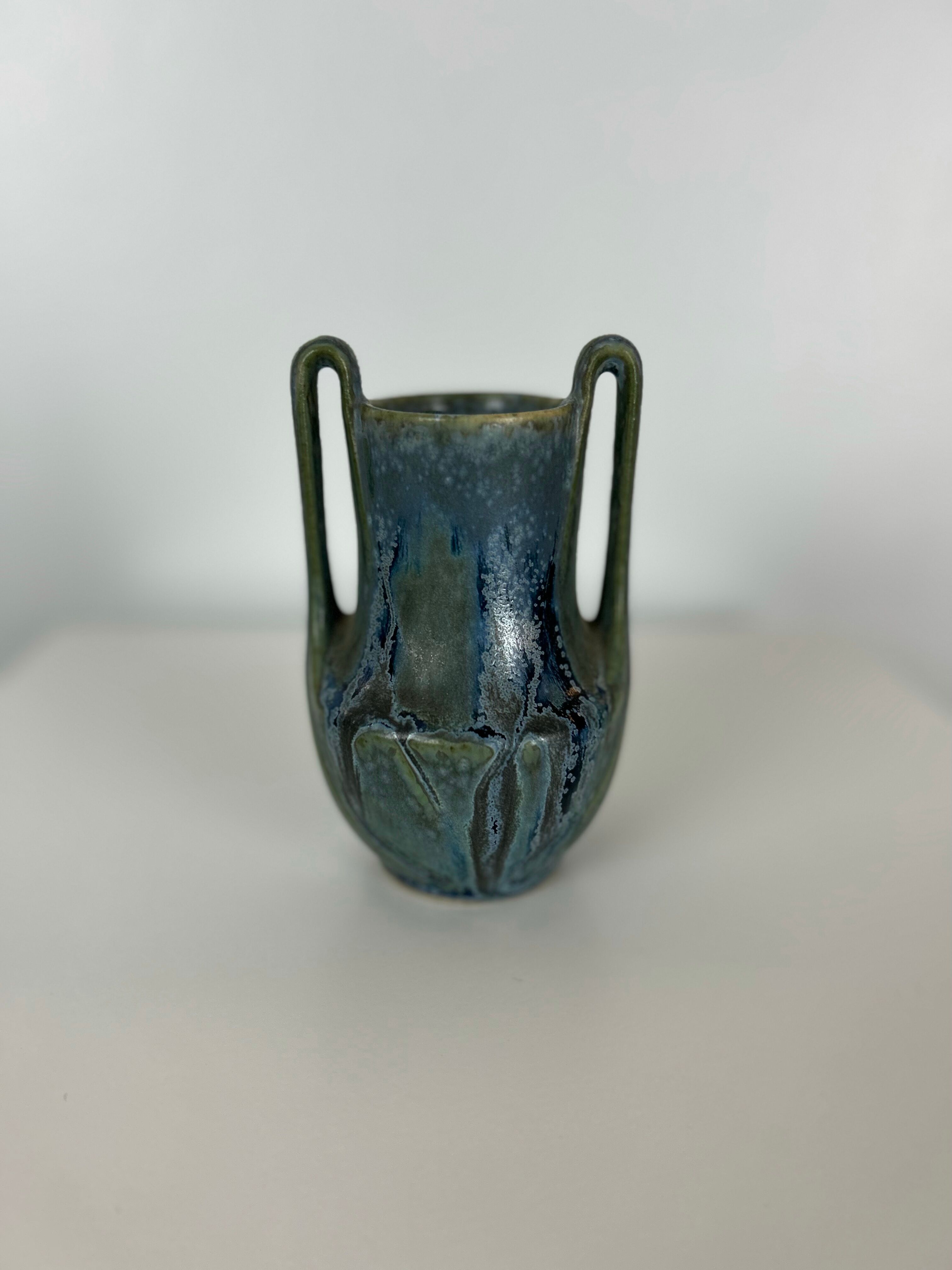 Vase en céramique et un petit vase Denbac en grès émaillé