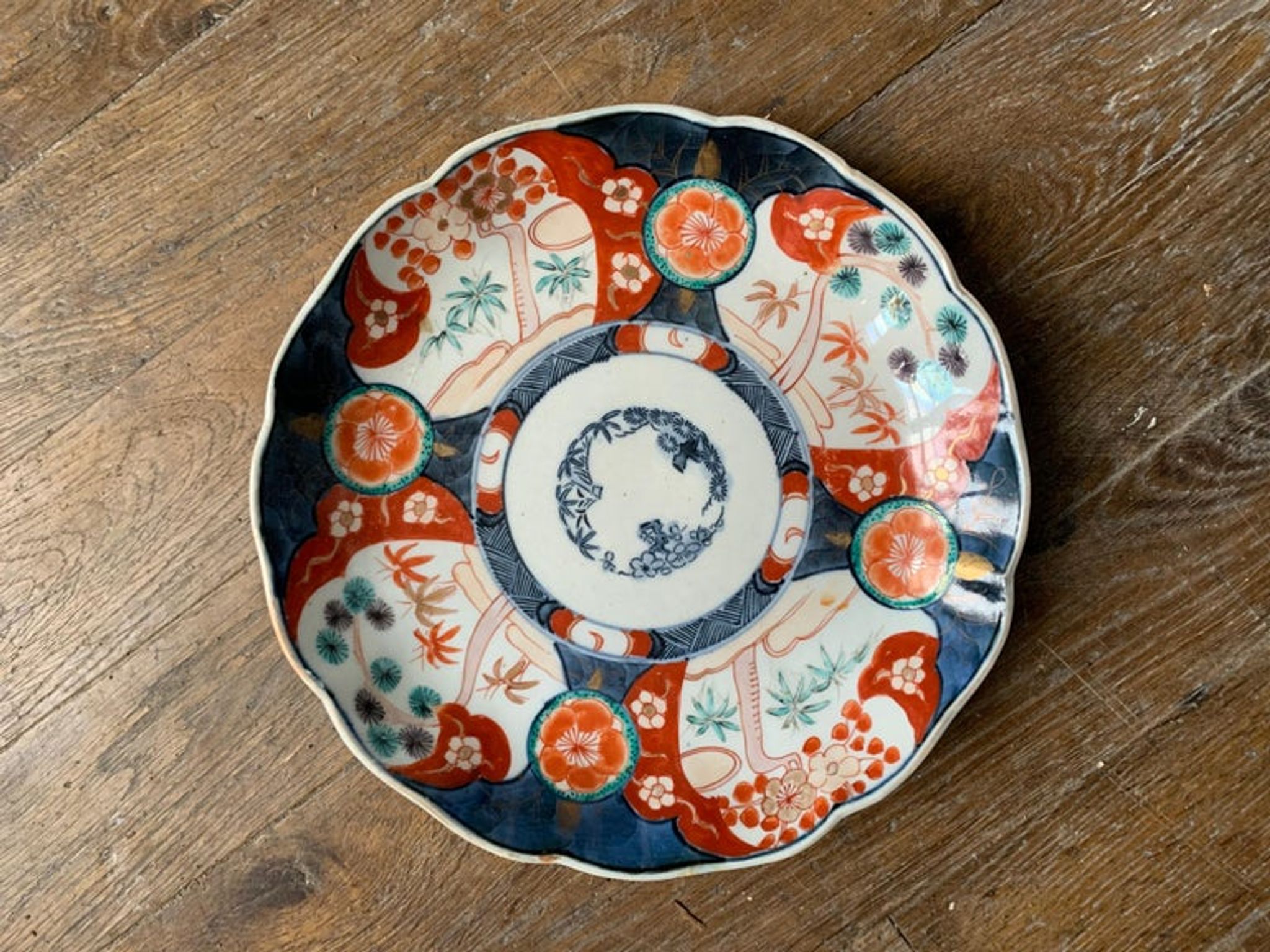 Asiette porcelain Imari, nineteenth century
