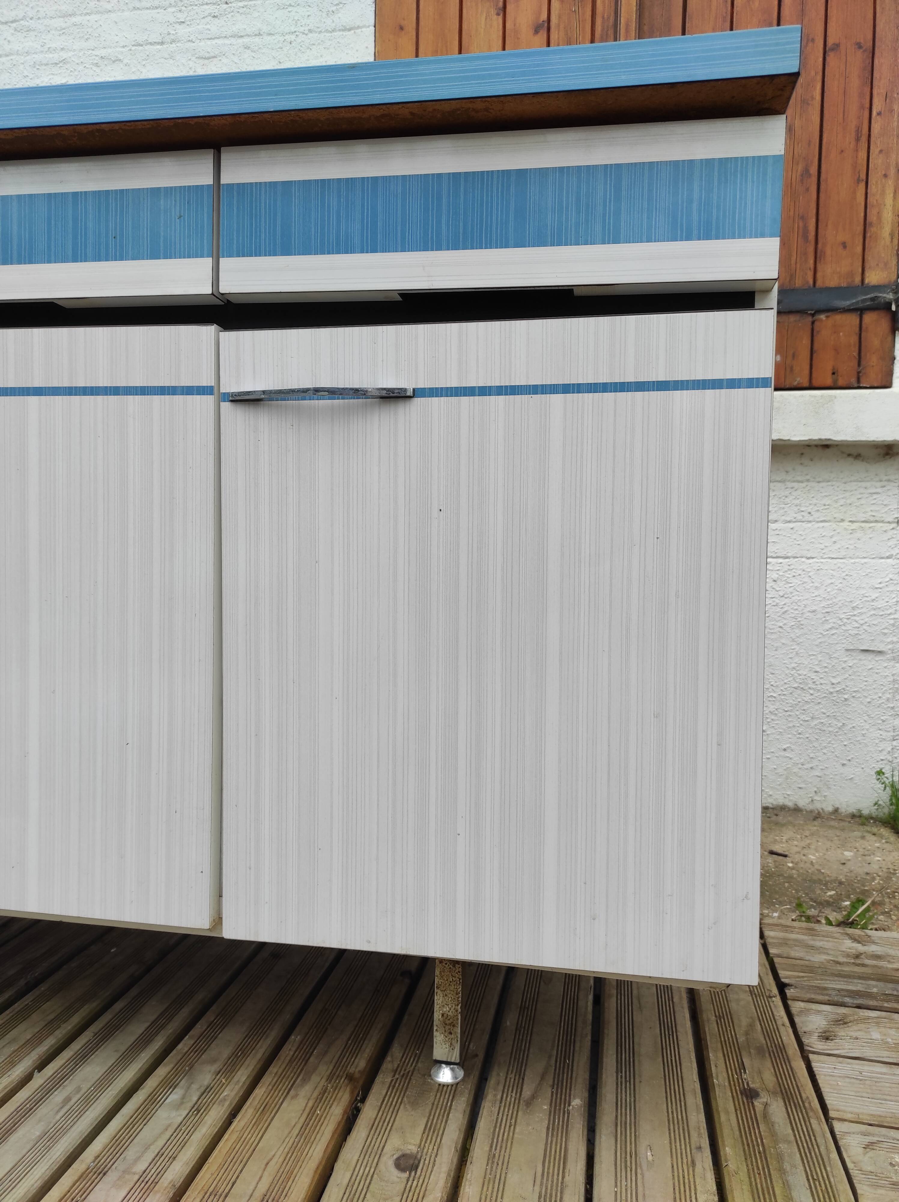 Kitchen cabinet in blue formica 4 doors 4 drawers