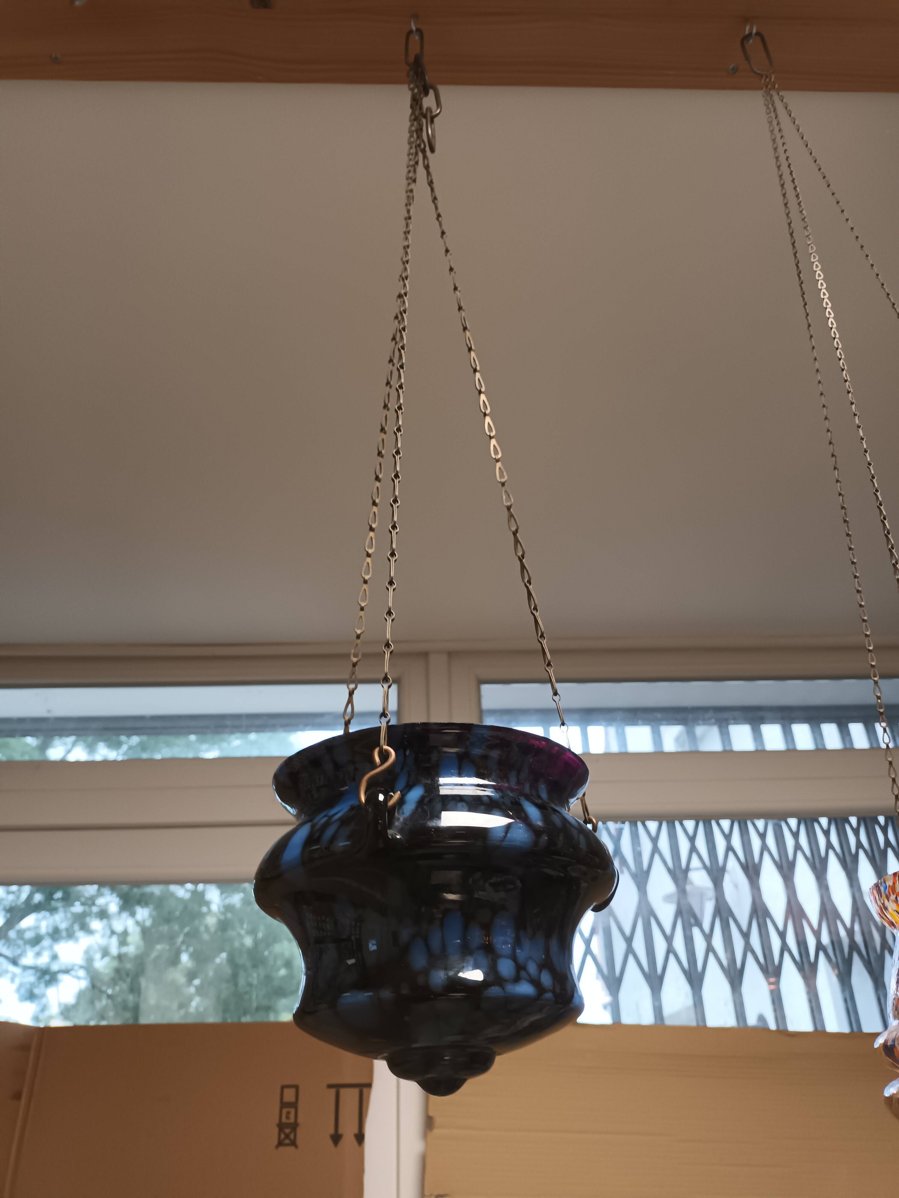 Hanging pot cover