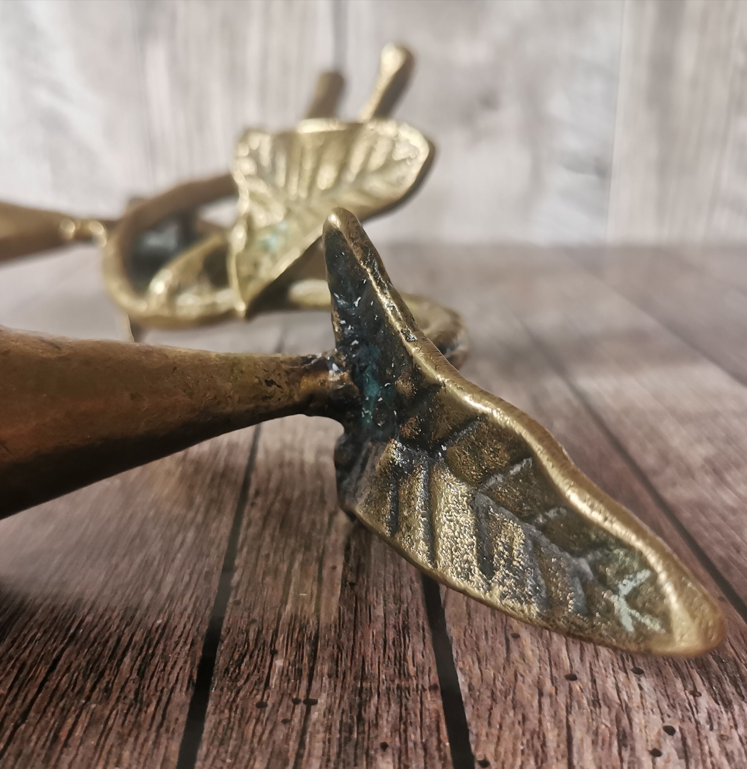 Table candle holder arums