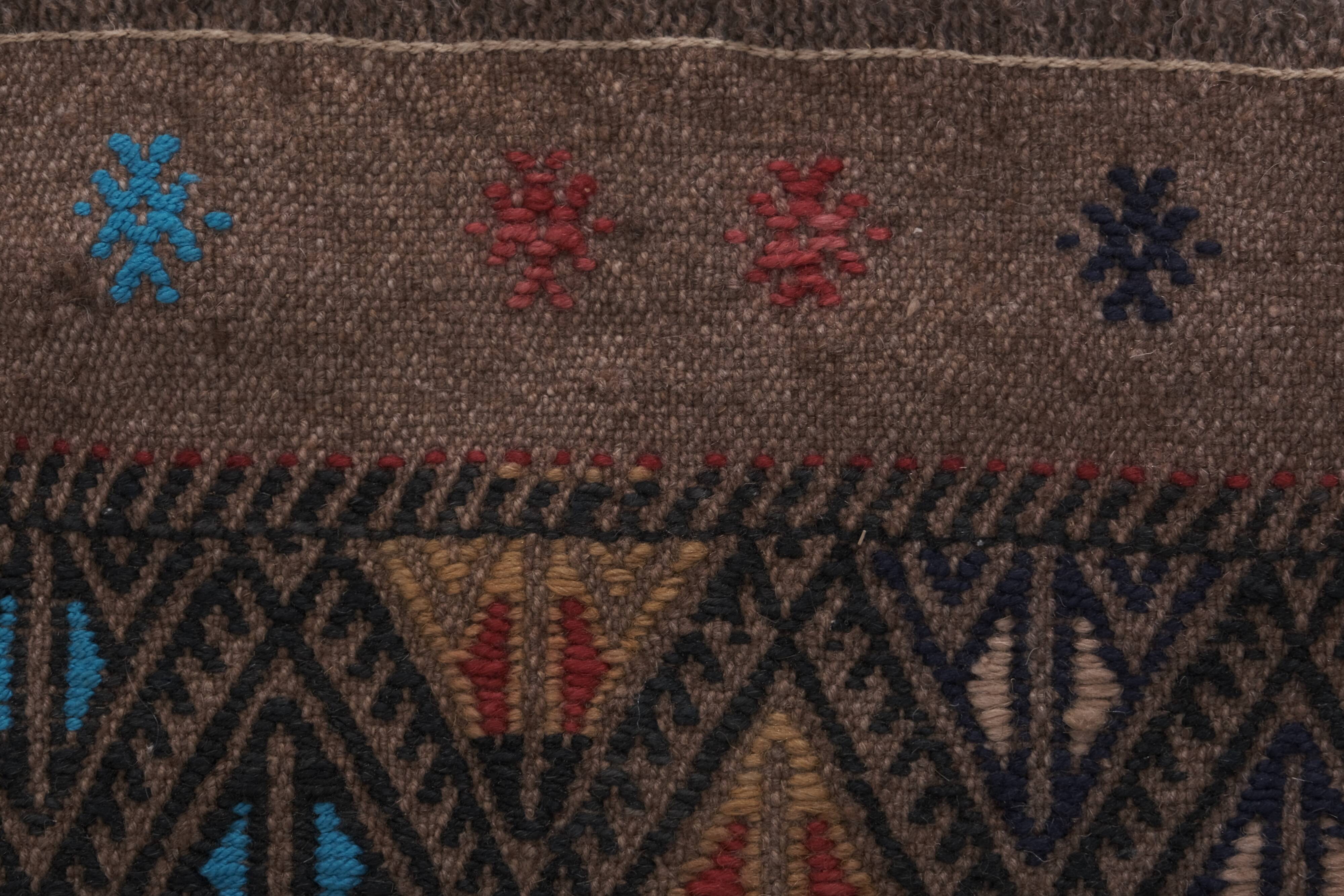 Vintage Turkish rug from Oushak, hand-woven 67x427 cm