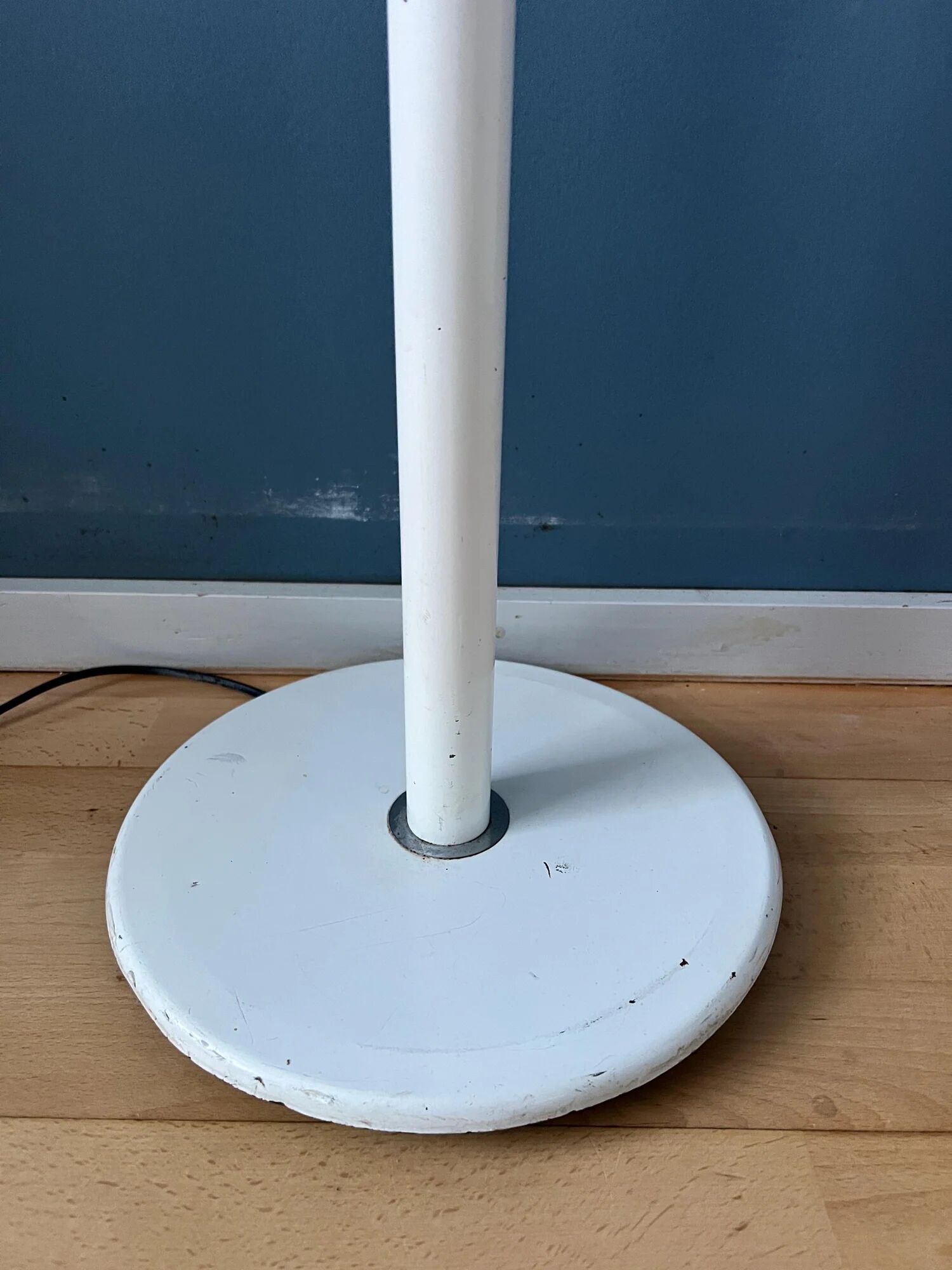 Vintage Hala white metal space age floor lamp