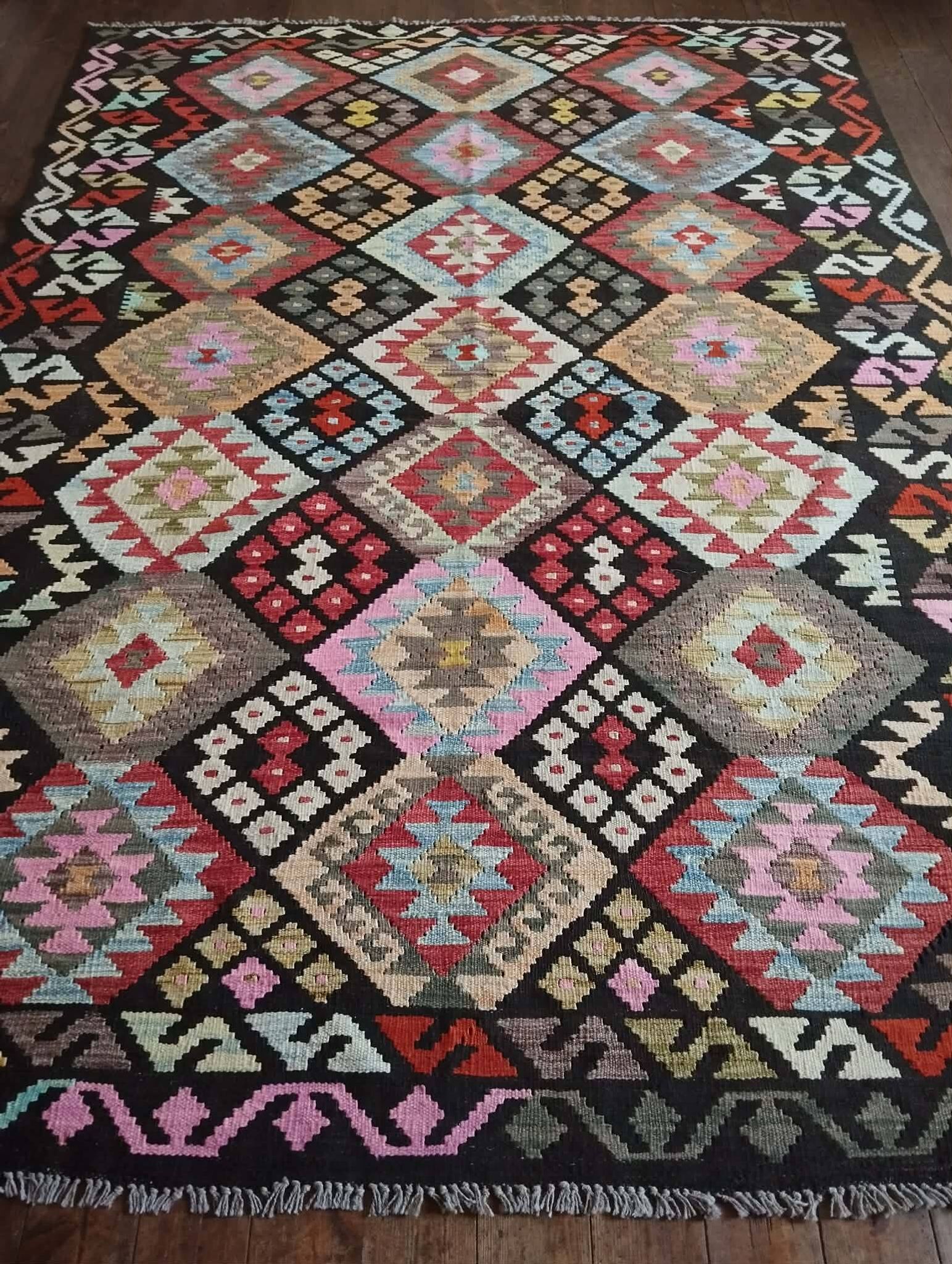 Kilim Persan Qashqaï fait main 260x184cm