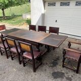 Antique table with 6 chairs and two armchairs in genuine leather