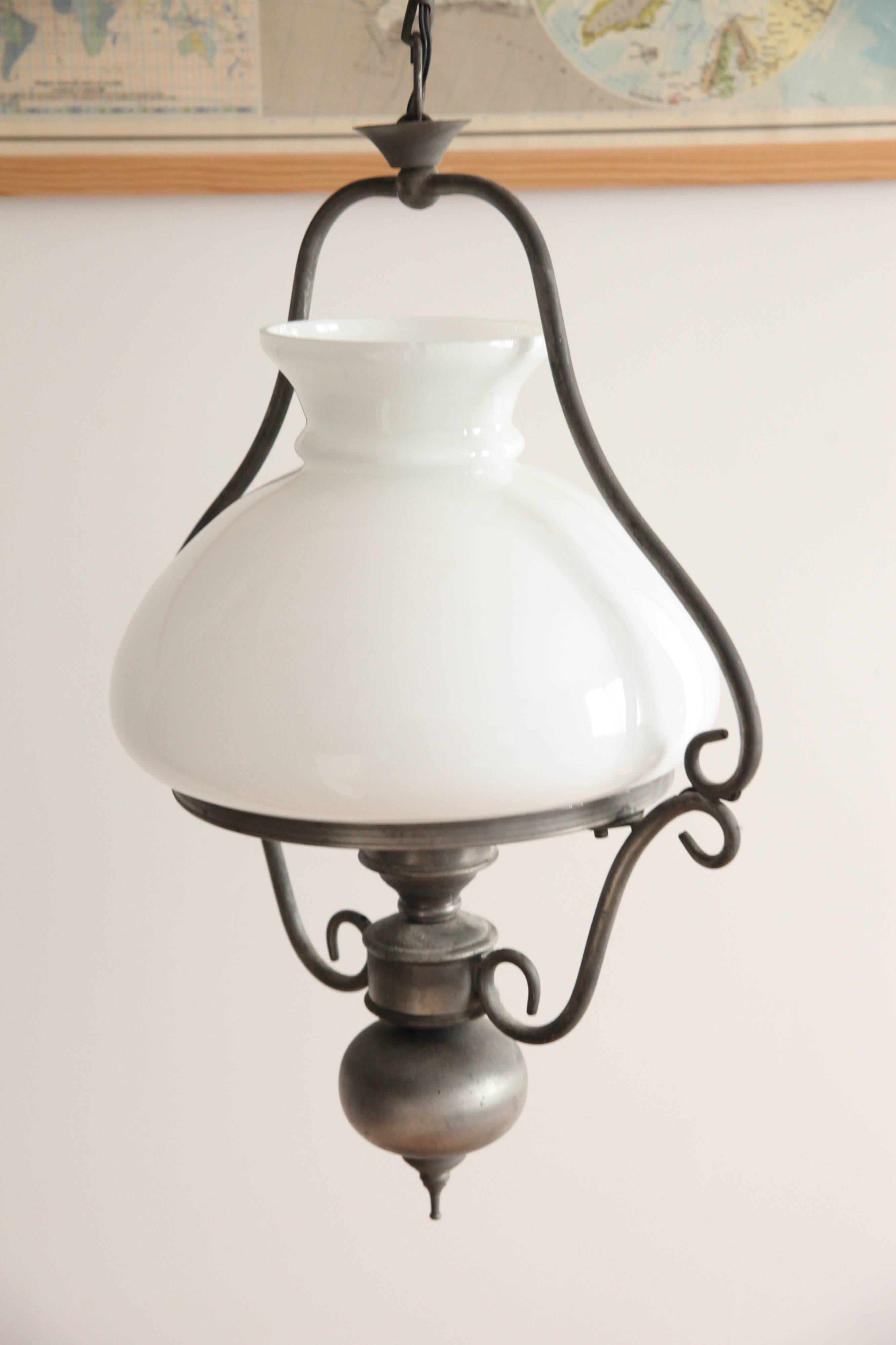 Suspension opaline and tin