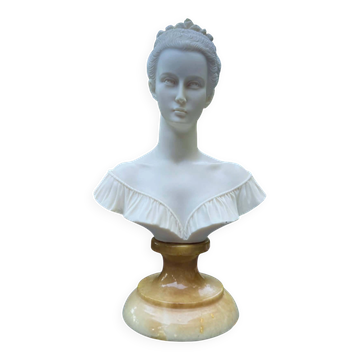 Alabaster bust of Manon Lescaut signed Arnaldo Giannelli