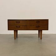 Petite commode en palissandre par Kai Kristiansen années 60