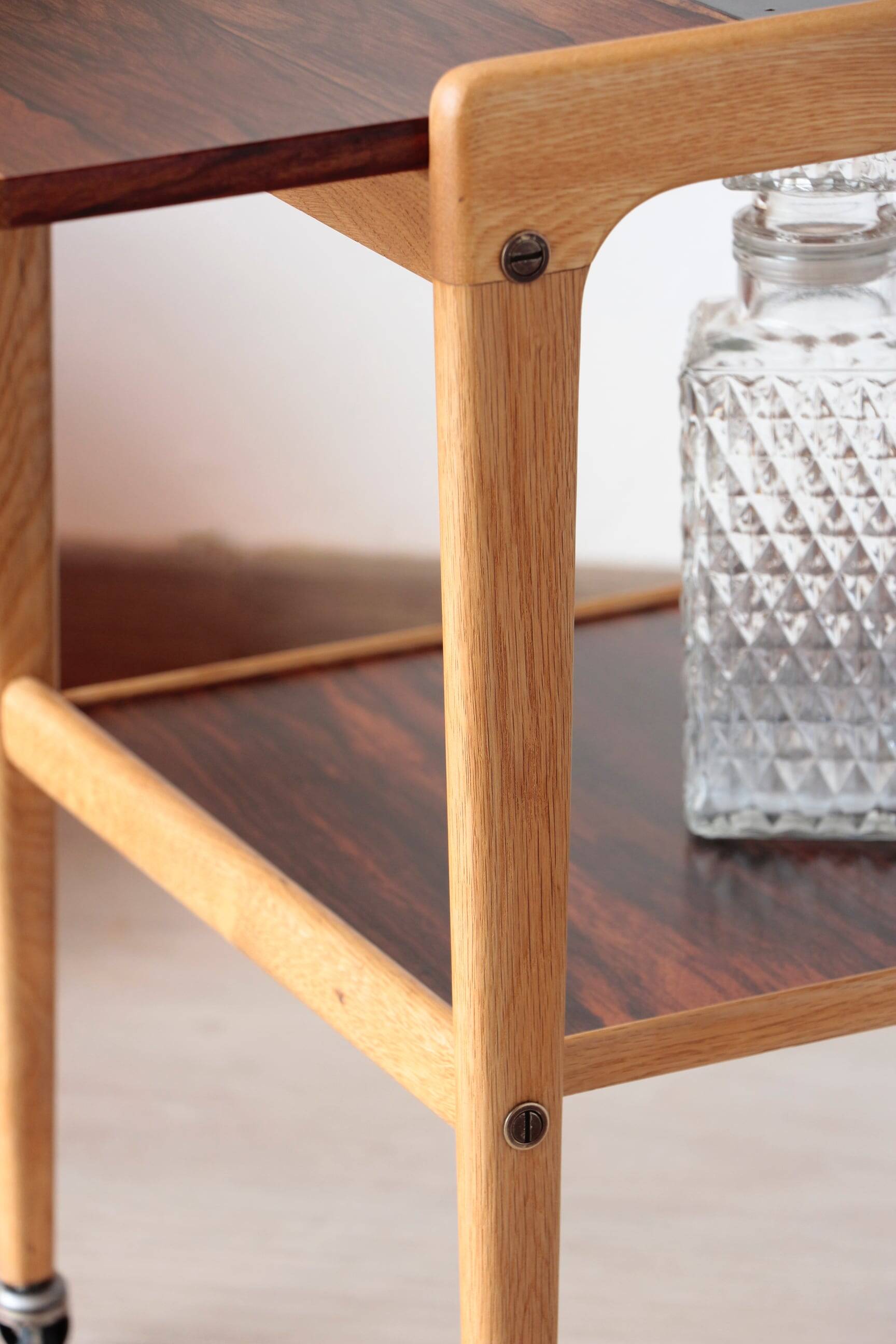 Scandinavian 'Thea' side table in rosewood and laminate, Yngve Ekström