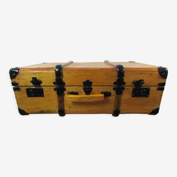 Suitcase, old wooden trunk