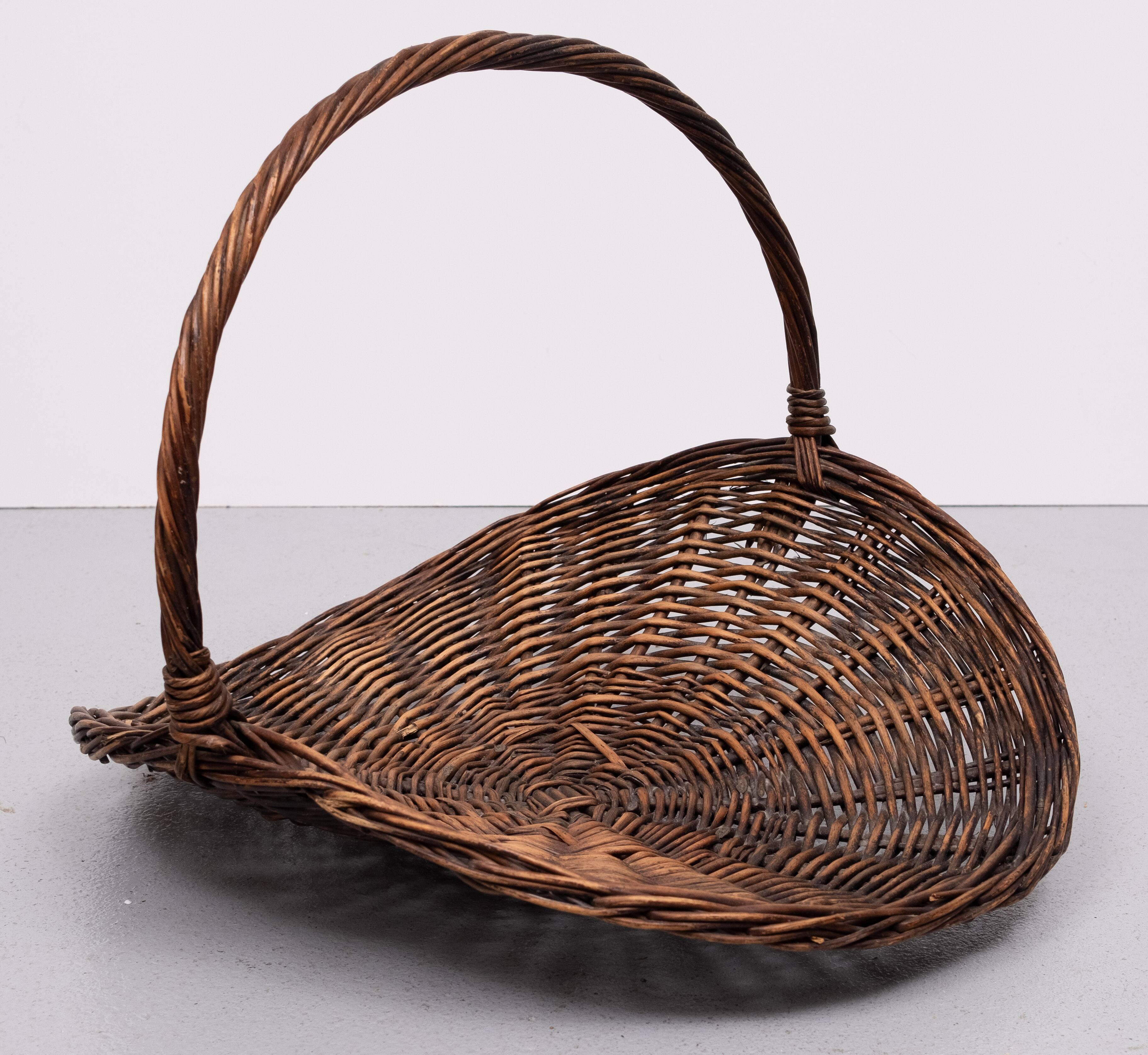 Vintage Rattan magazine holder 1960s Holland