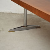 Extensible low table with metal feet 1960s