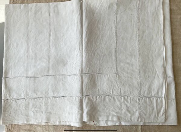 Drap ancien en lin monogramme CB ou IB