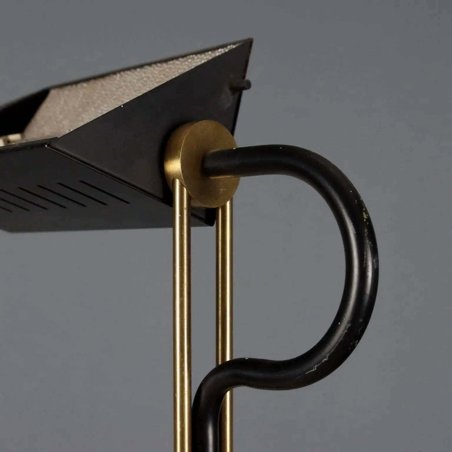 Vintage floor lamp in brass-plated metal, design, Italy, 1980s