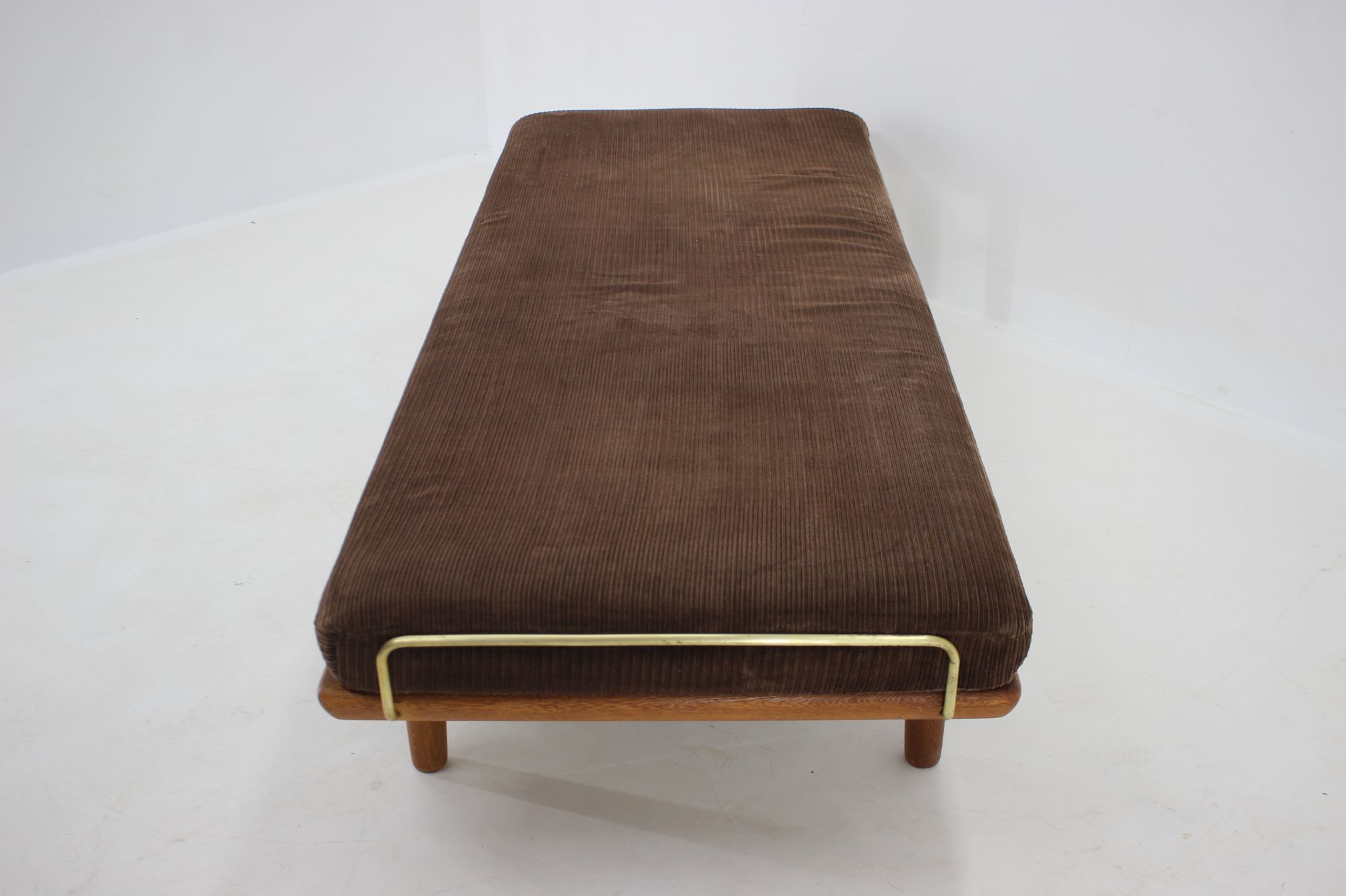 Daybed model GE19 by Hans J Wegner for Getema, Denmark, 1950