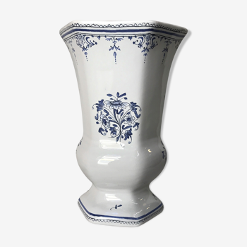 Vase Moustiers octagonal