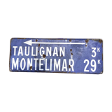 Vintage directional sign