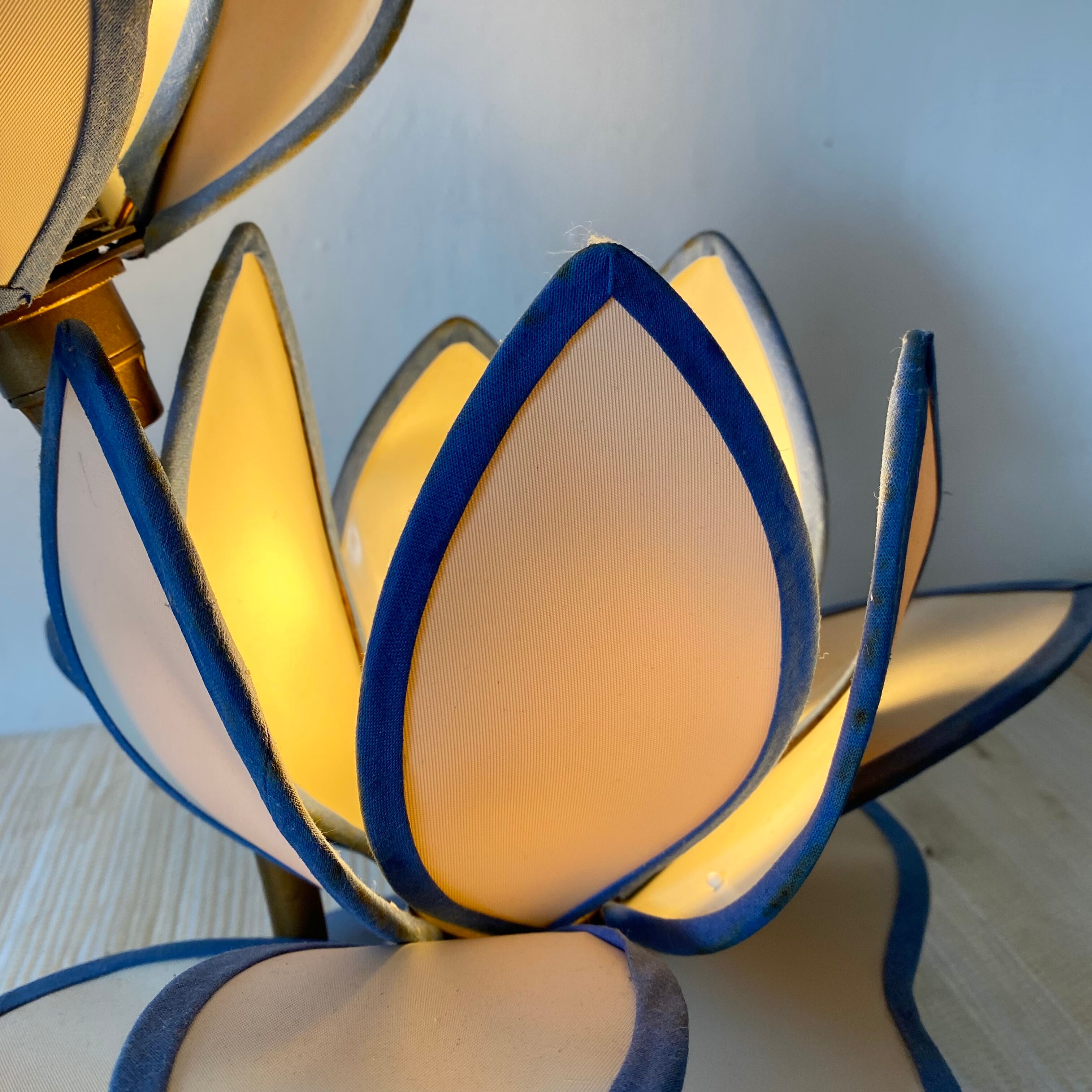 Double lotus flower lamp, 80s