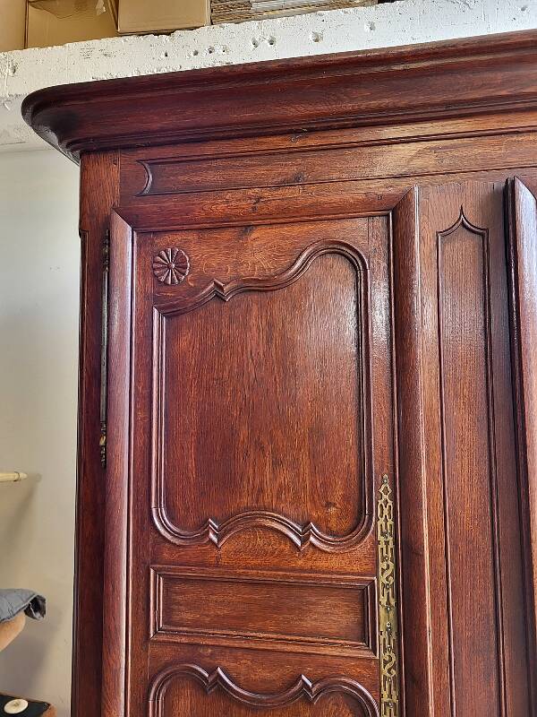 Armoire louis xiv en chene du xviii ème siecle