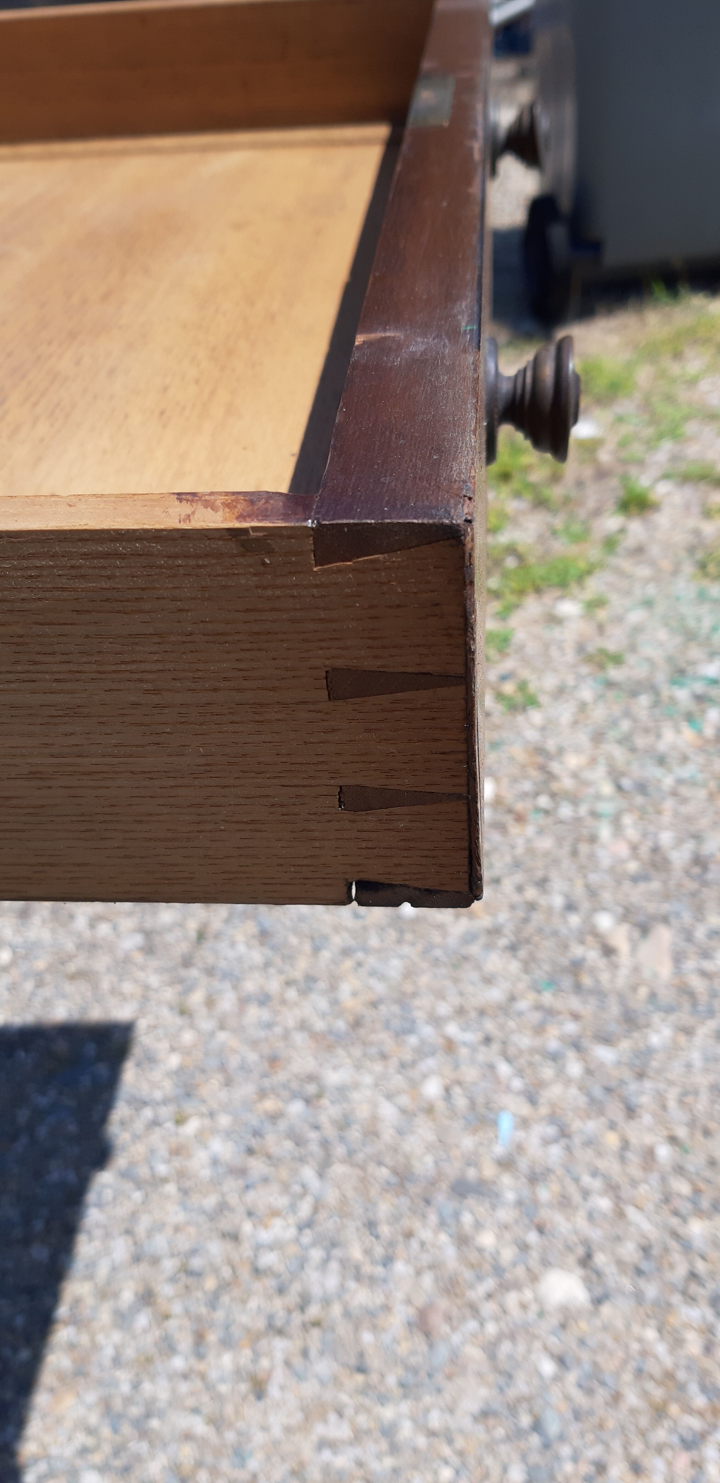 Mahogany shutter table, flaps and 1 drawer