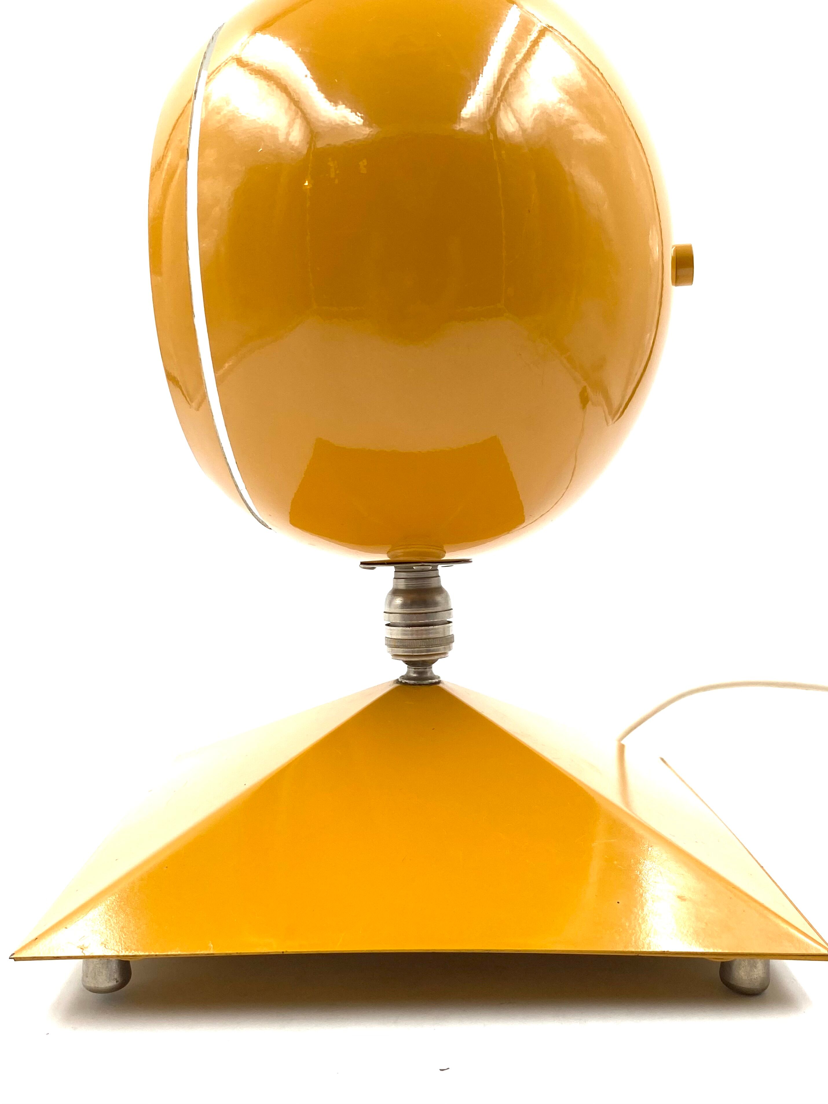 Space Age Eyeball Yellow Table lamp, Italy, 1970s
