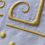 2-seater JC monogram sheet embroidered in yellow, yellow lapels day ladder