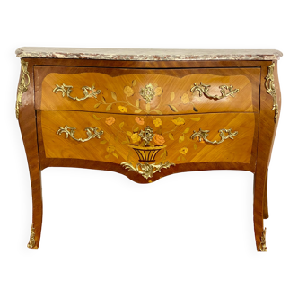 Chest of drawers Frying pan with floral decoration Louis XV style