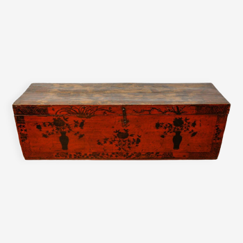 Ancient Chinese chest