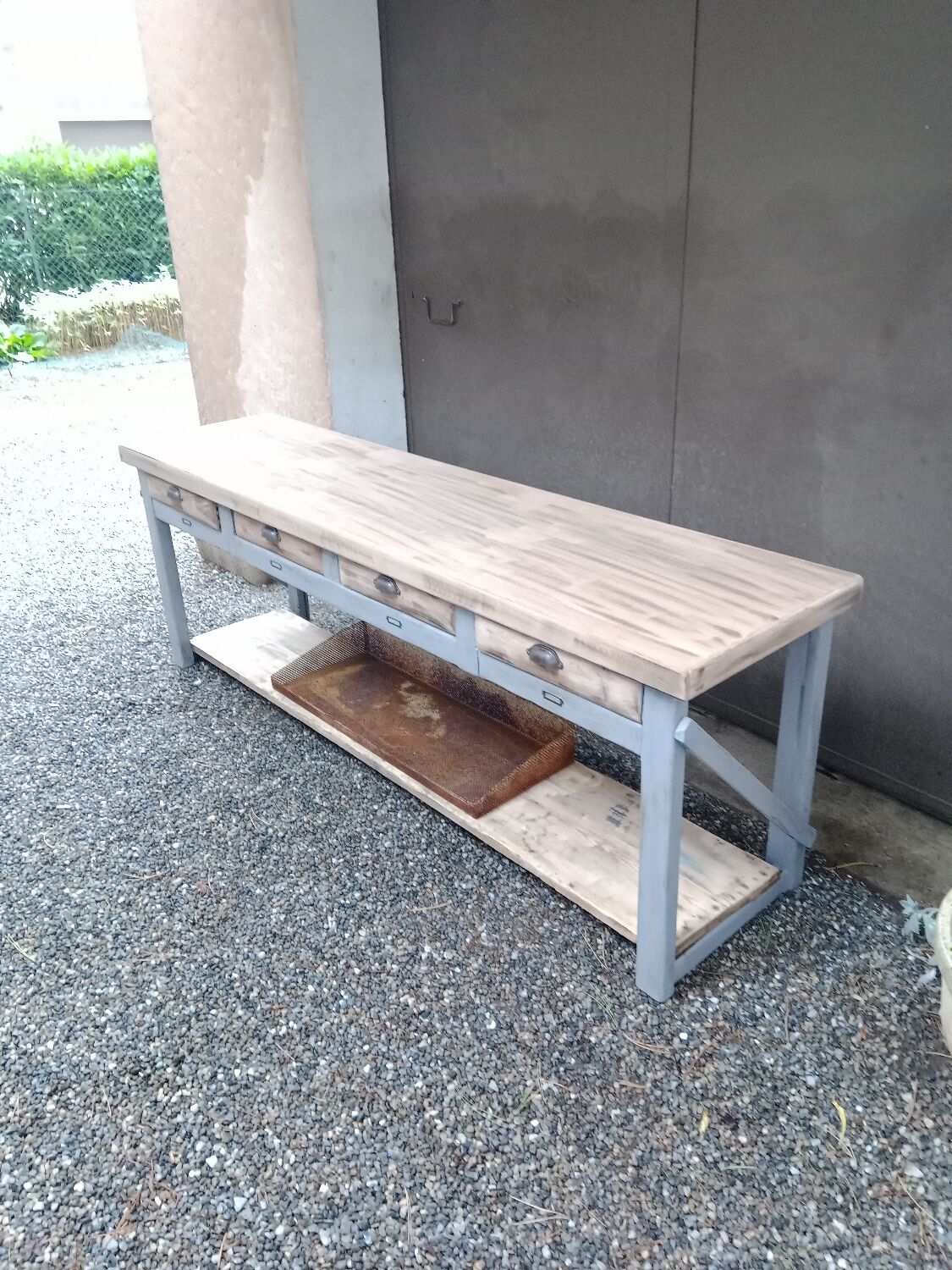 Large craft table