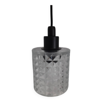 Diamond point cylindrical pendant light