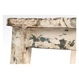 White patinated wooden bench