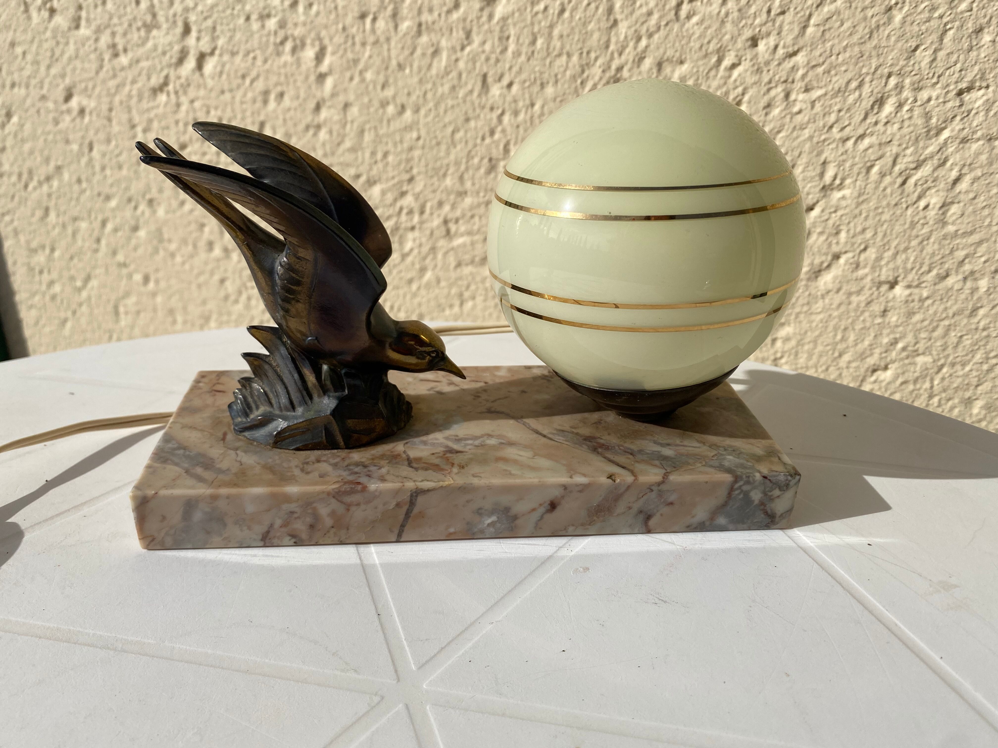 Vintage bird art deco lamp