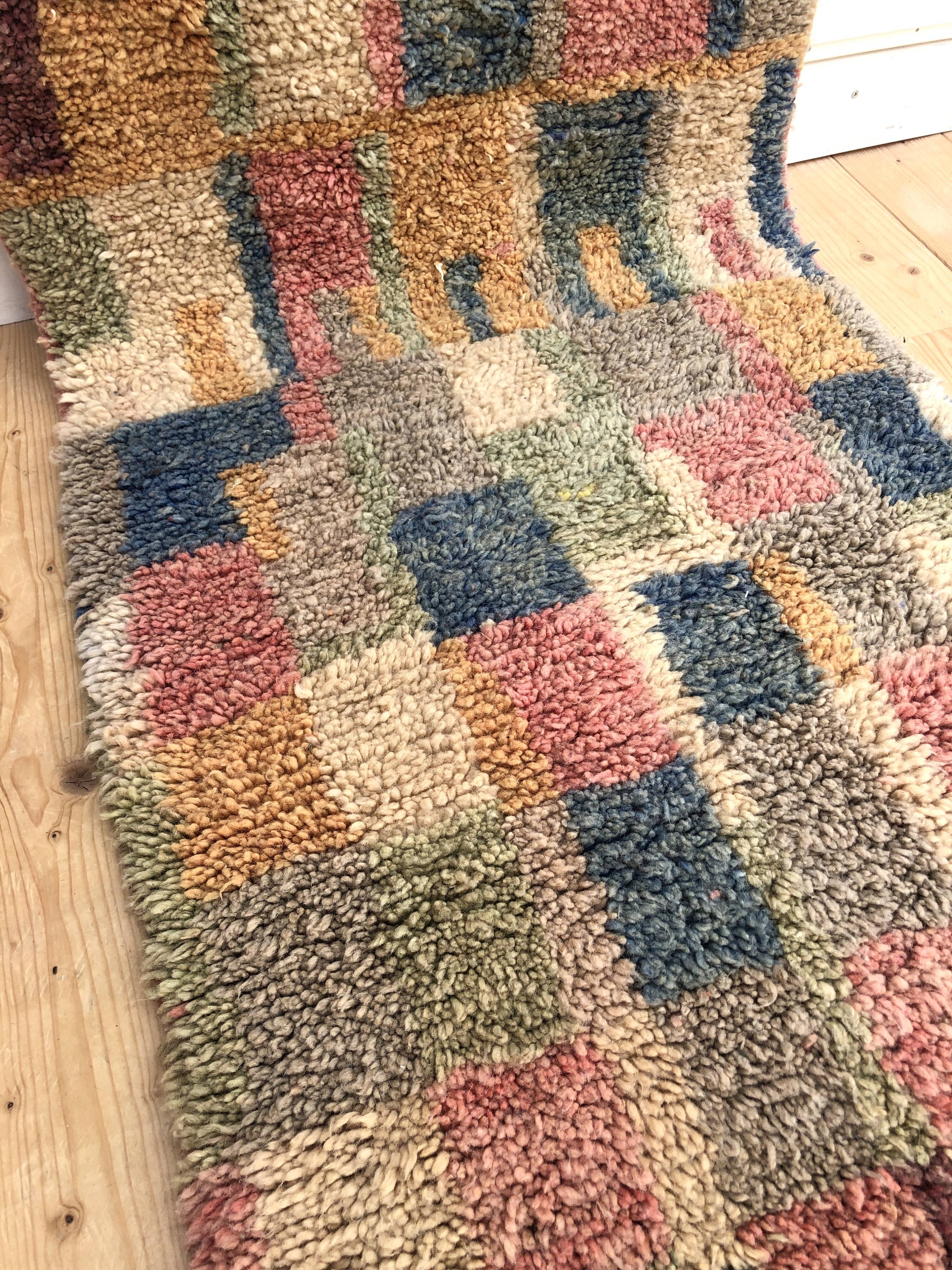 Moroccan Berber carpet corridor Boujaad 3,56x0.73m