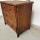 Commode vintage en rotin et cannage