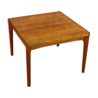 Scandinavian coffee table Henning Kjaernulf 1960