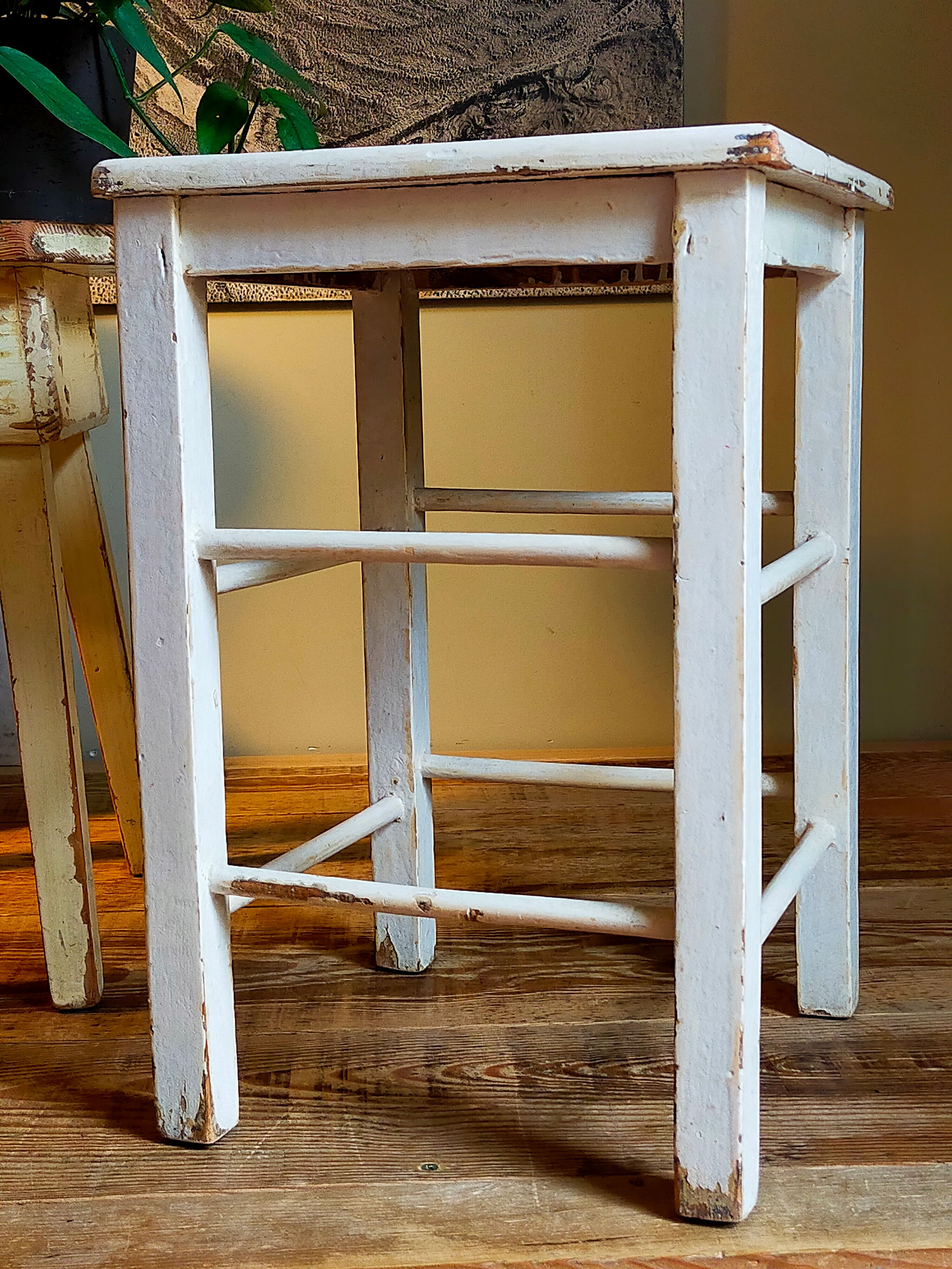 Workshop stool in vintage patinated solid wood
