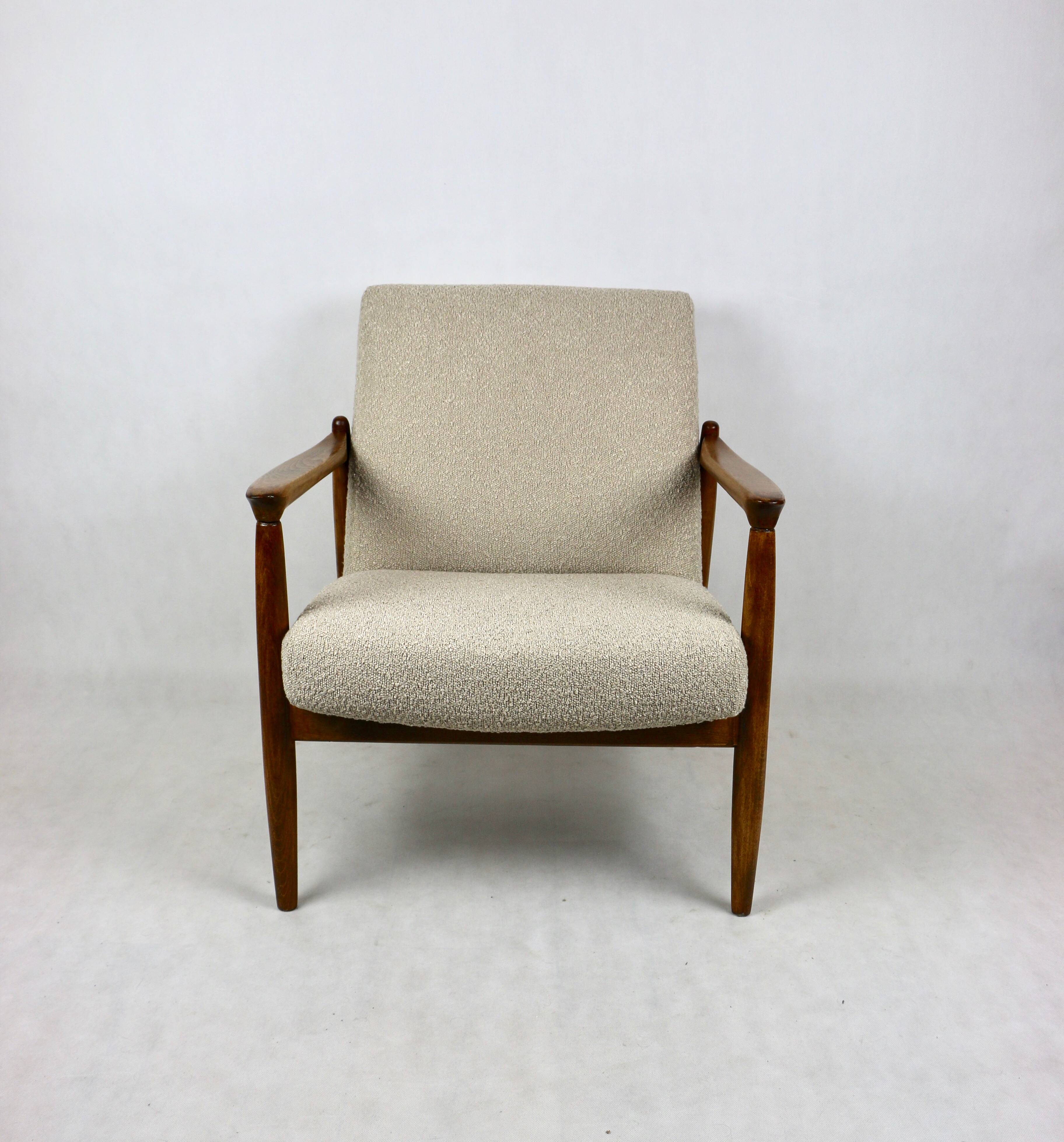 Beige Boucle armchair GFM-64 attributed to Edmund Homa, 1970s