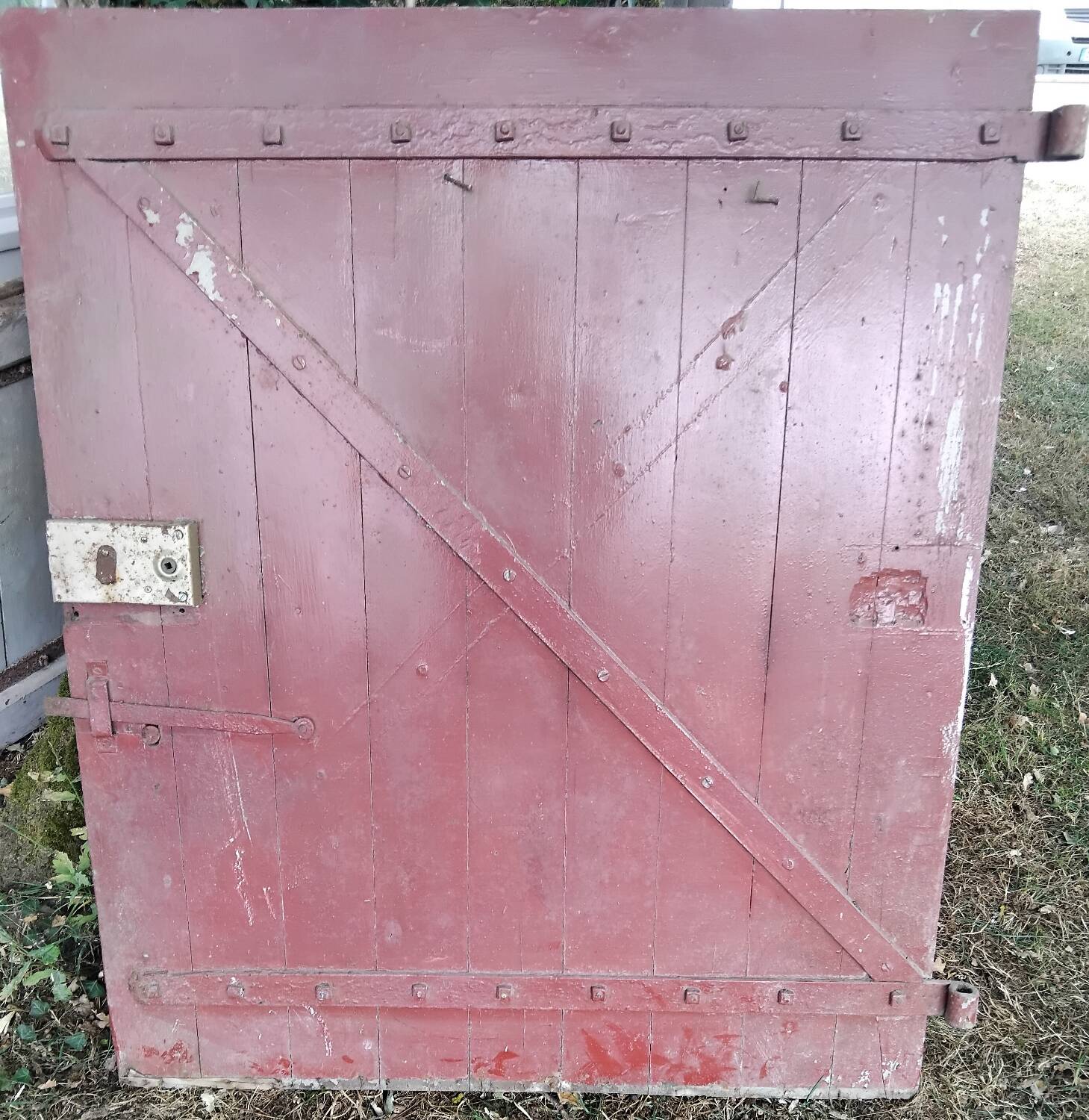 Old wooden door 110x97 cm Vintage