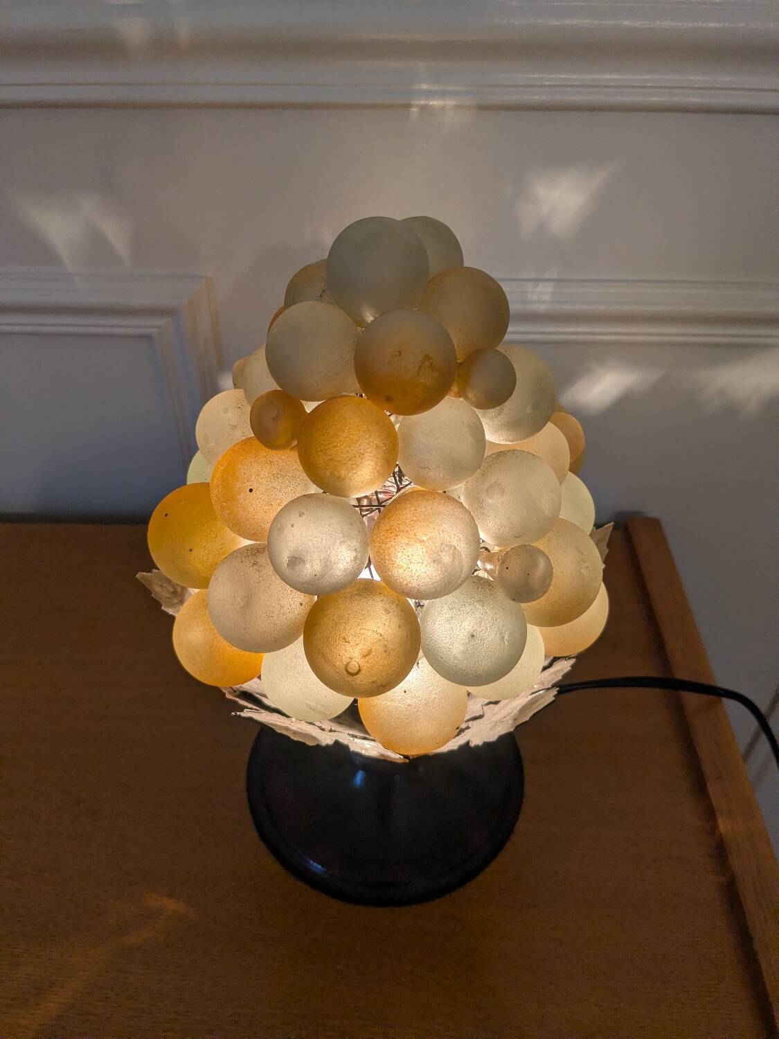 Grape cluster lamp