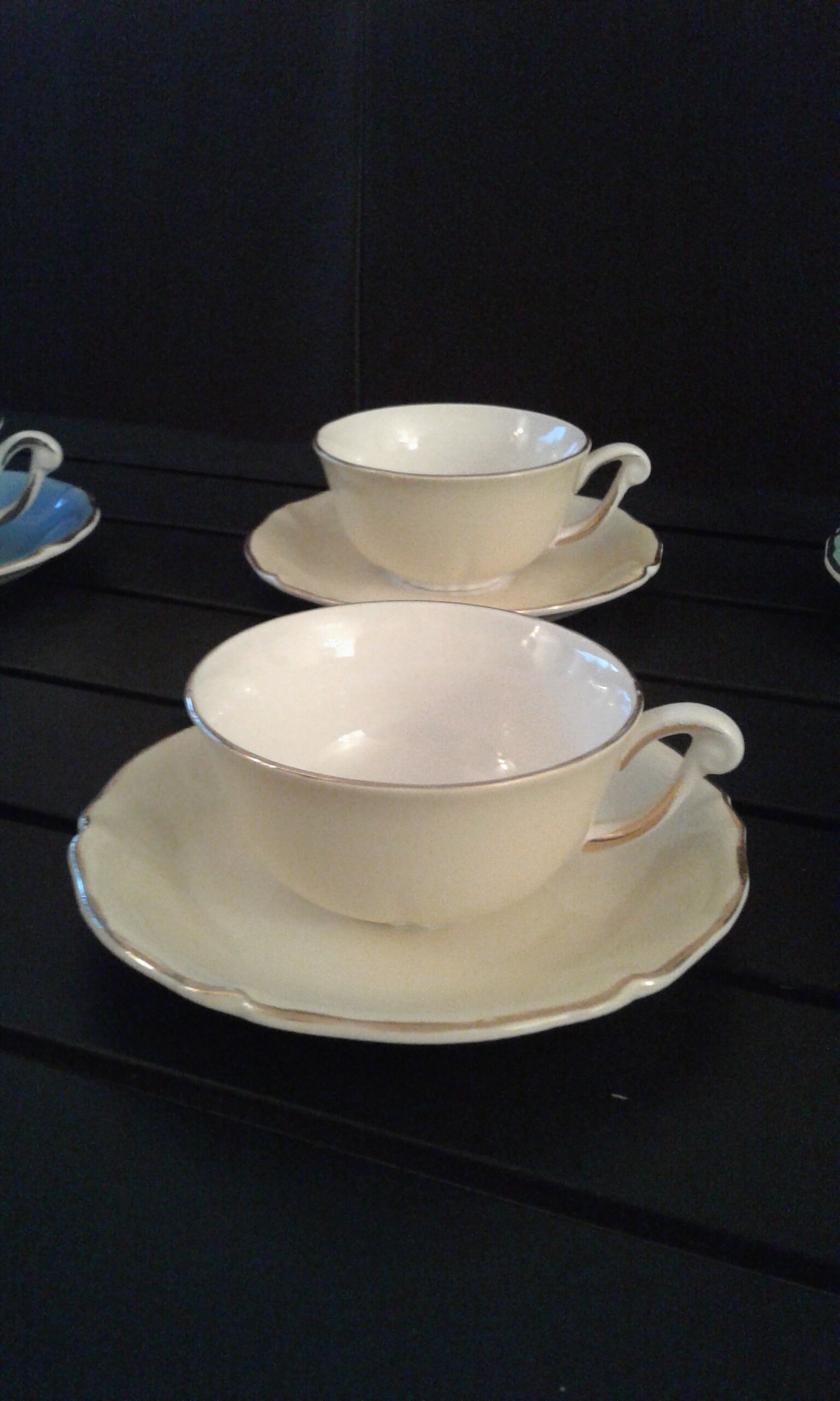6 tasses & 6 sous tasses