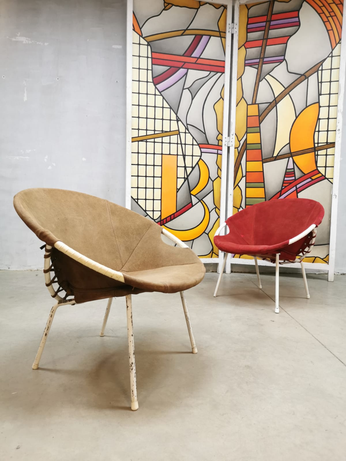 Vintage balloon chair by Lusch & Co red