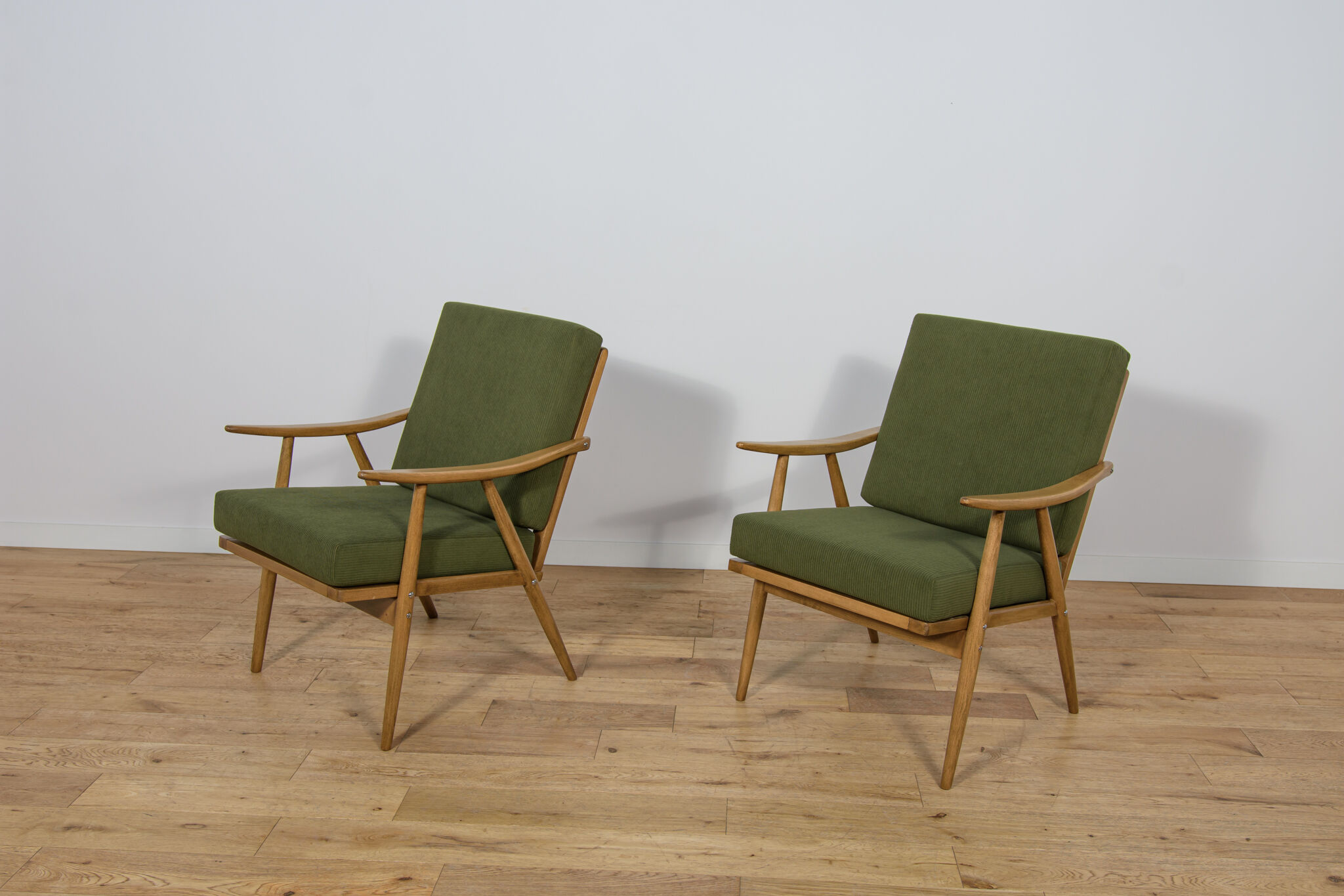 Mid-Century Modern Armchairs from TON, Czechoslovakia, 1960s, Set of 2
