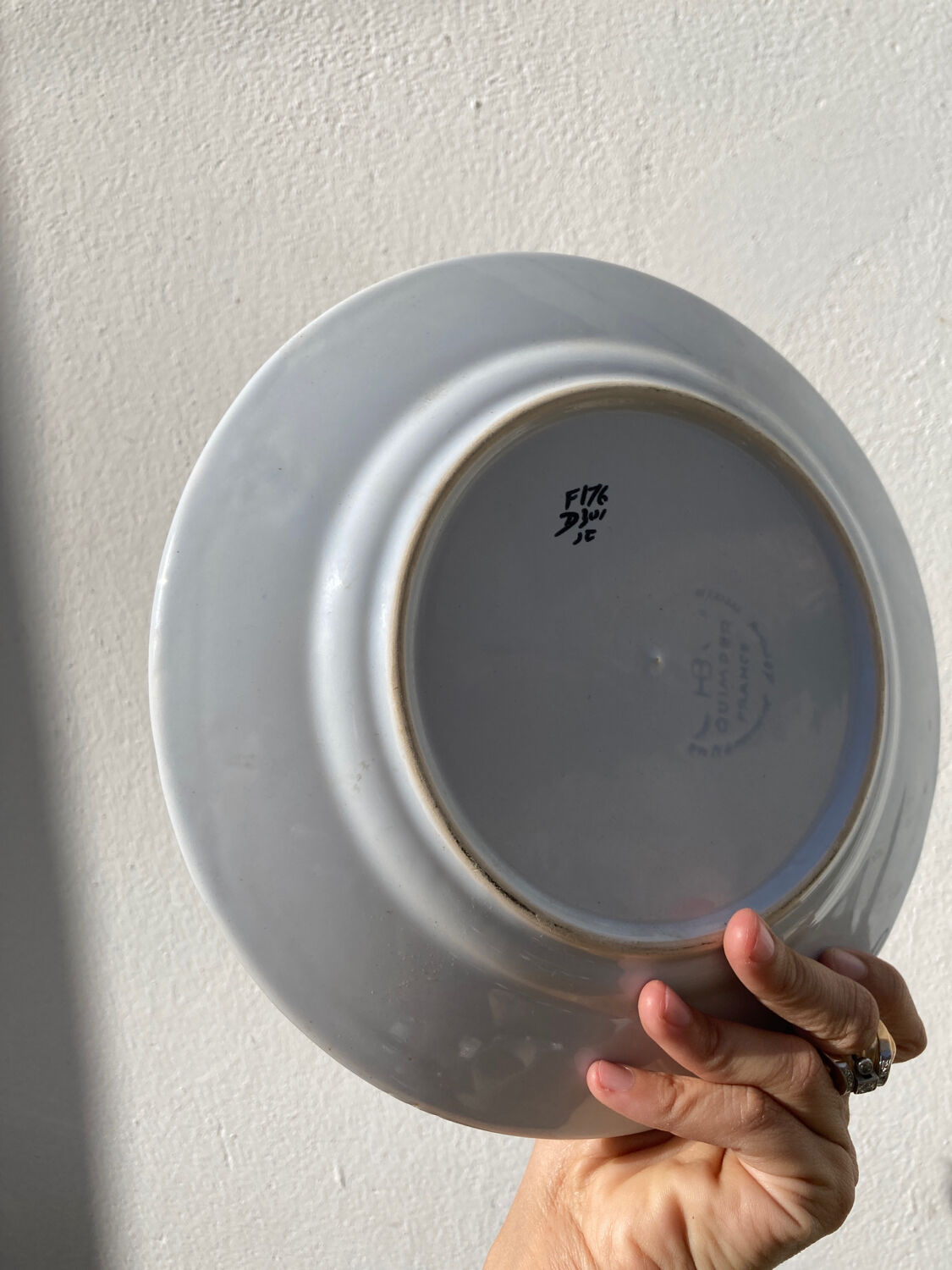 6 Quimper plates with old ceramic characters