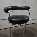 4 Cassina Lc7 Charlotte Perriand